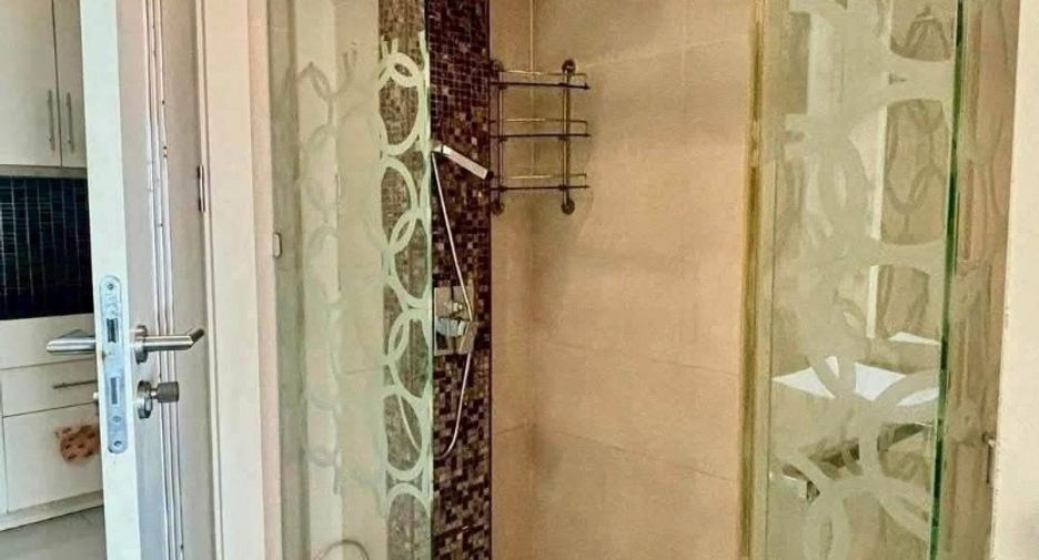For rent 1 bed condo in Pratumnak, Pattaya