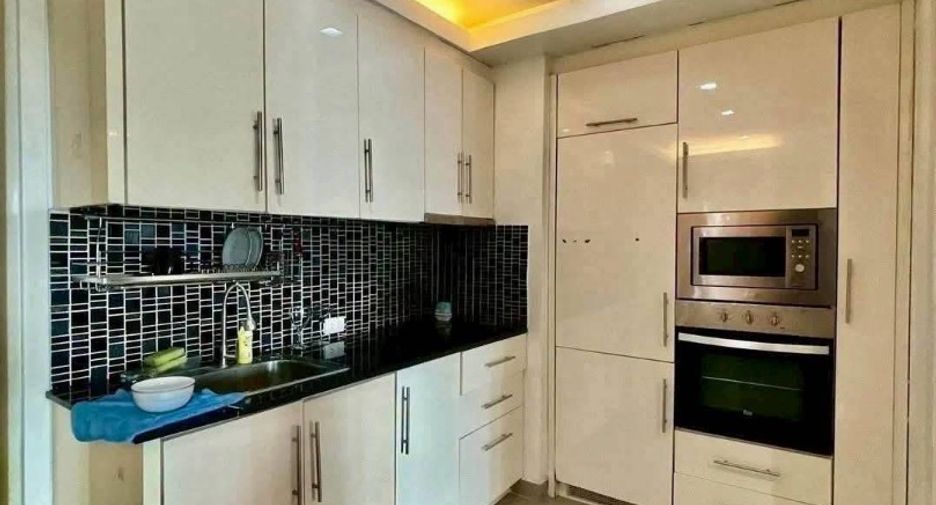 For rent 1 bed condo in Pratumnak, Pattaya