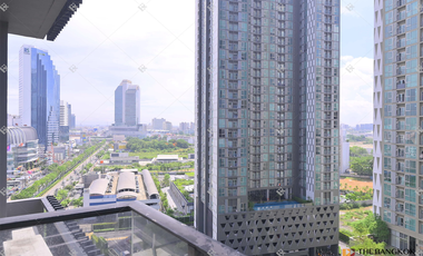 Condo en alquiler de 2 habitaciones en Huai Khwang, Bangkok