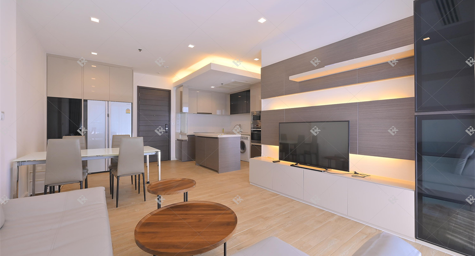 Condo en alquiler de 2 habitaciones en Huai Khwang, Bangkok