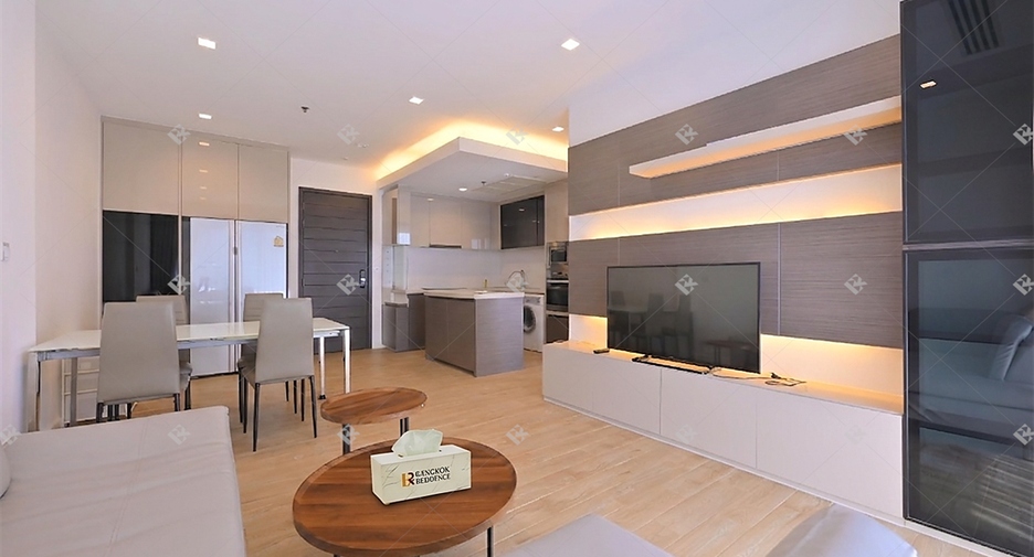 Condo en alquiler de 2 habitaciones en Huai Khwang, Bangkok