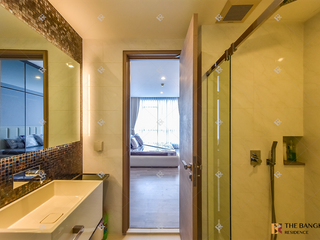 For rent 2 bedrooms condo in Bang Rak, Bangkok