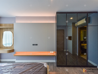 For rent 2 bedrooms condo in Bang Rak, Bangkok