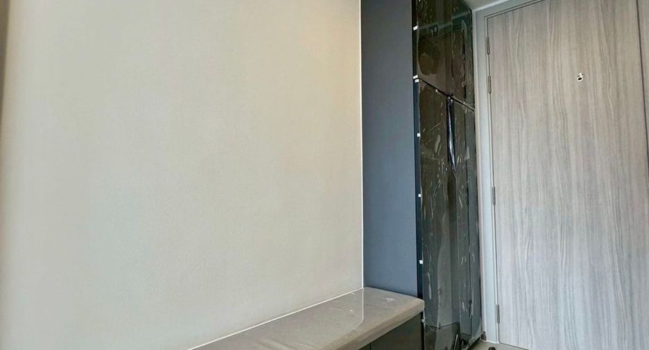 Wohnung zur Miete mit 2 Zimmer in Bang Rak, Bangkok