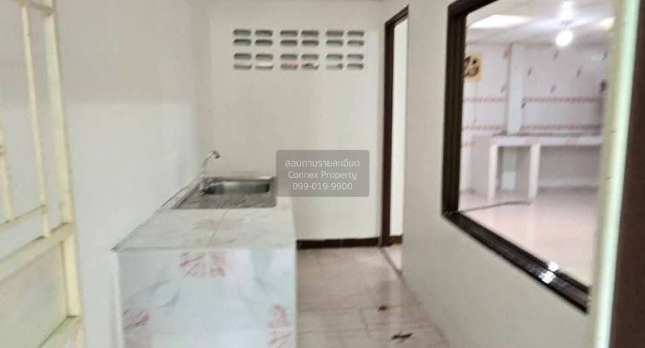 For rent 6 ベッドルーム house in Lat Phrao, Bangkok