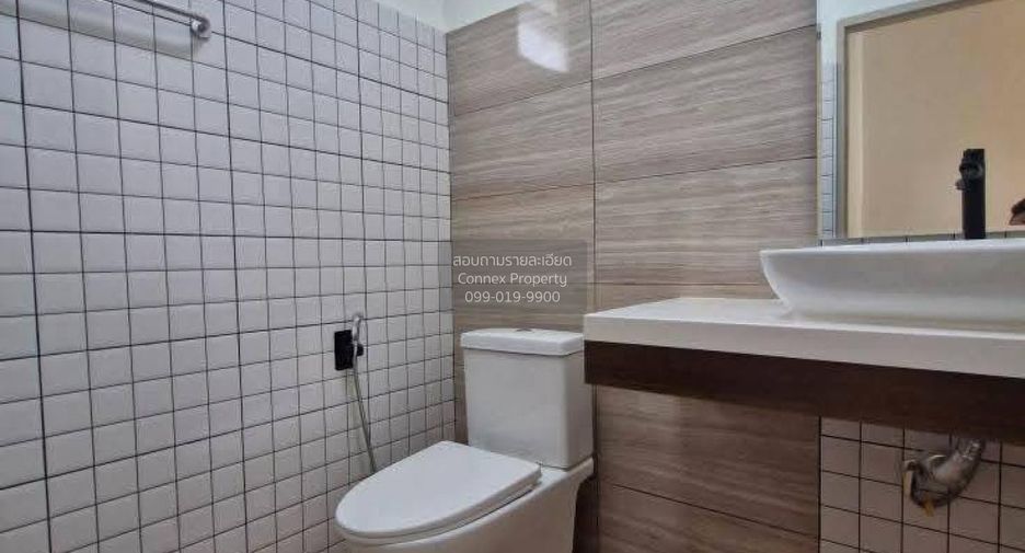 Casa adosada en venta de 3 habitaciones en Bang Bua Thong, Nonthaburi