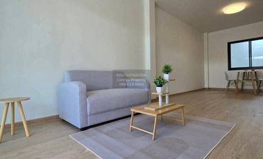 Casa adosada en venta de 3 habitaciones en Bang Bua Thong, Nonthaburi