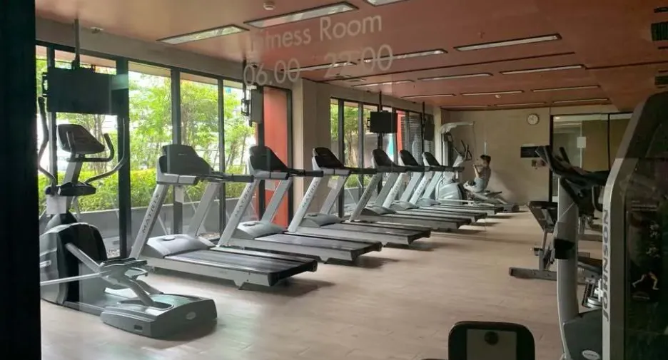 For rent 1 bed condo in Watthana, Bangkok