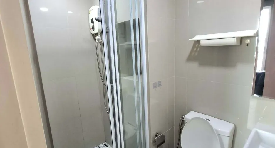 Продажа 1 кровать кондо в Дон Муеанг, Бангкок