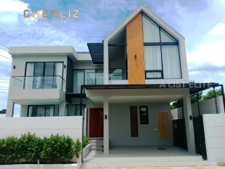 Casa en venta de 4 habitaciones en Bang Lamung, Chonburi