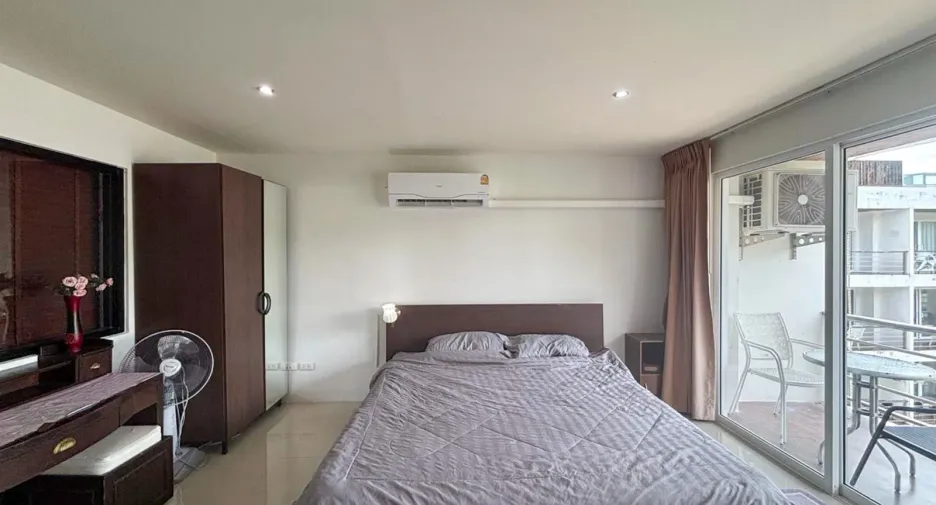 For sale and for rent studio condo in Kathu, Phuket