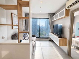 For rent 1 bed condo in Huai Khwang, Bangkok