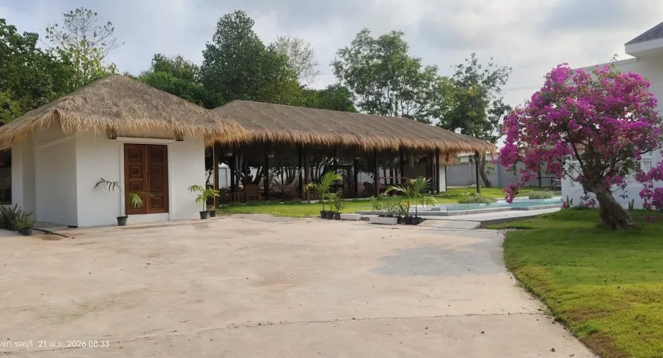 À louer 4 chambres villa à Huay Yai, Pattaya