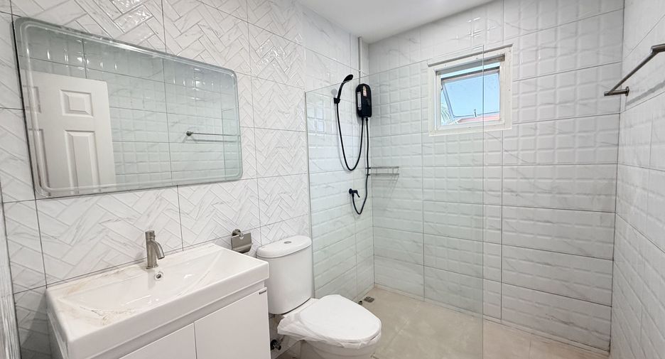 For rent 3 bedrooms house in Thalang, Phuket