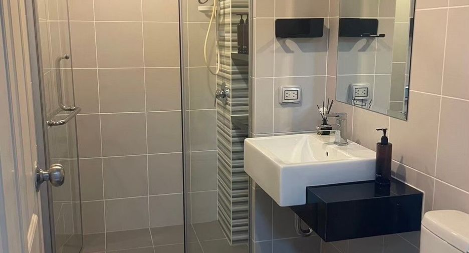 Condo en alquiler de 1 habitaciones en Mueang Phuket, Phuket