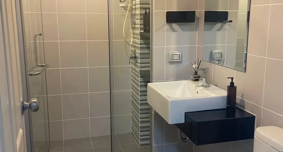 Condo en alquiler de 1 habitaciones en Mueang Phuket, Phuket