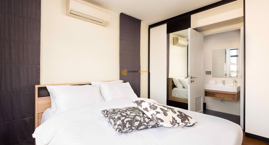 For rent 4 bedrooms house in East Pattaya, Pattaya
