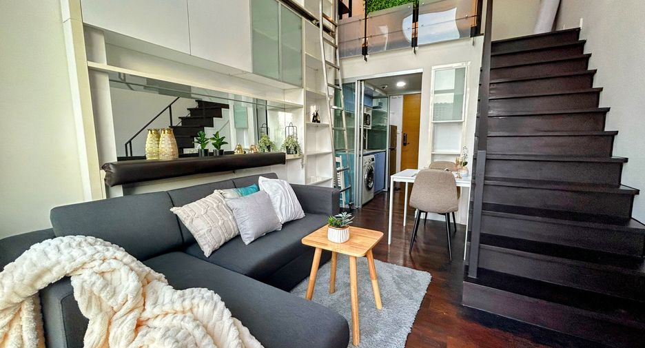 À louer et à vendre 1 chambre condo à Khlong Toei, Bangkok
