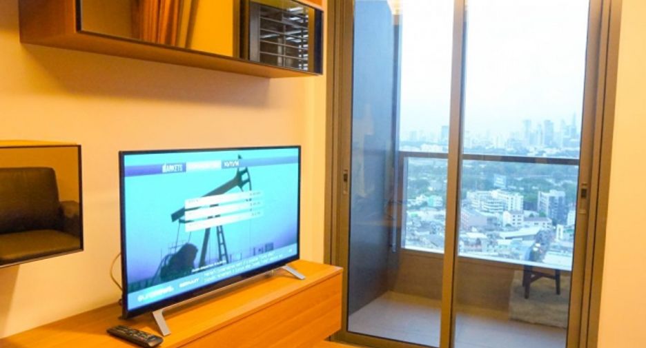 Condo en alquiler y en venta de 2 habitaciones en Khlong Toei, Bangkok