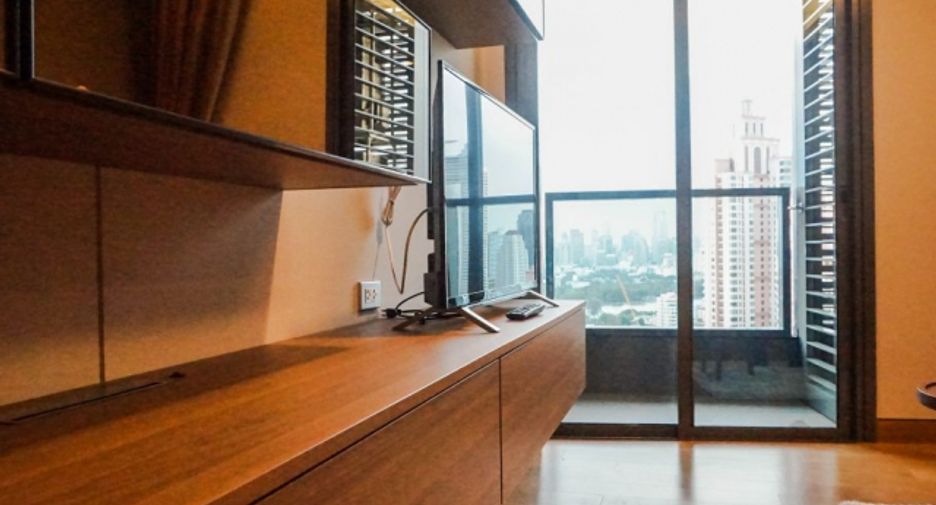 Condo en alquiler y en venta de 2 habitaciones en Khlong Toei, Bangkok