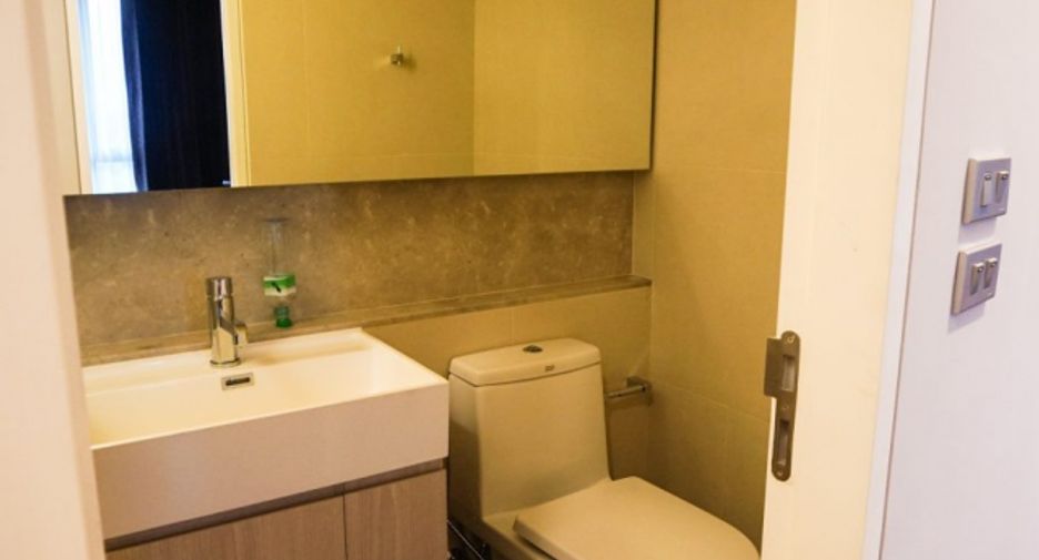 Condo en alquiler y en venta de 2 habitaciones en Khlong Toei, Bangkok