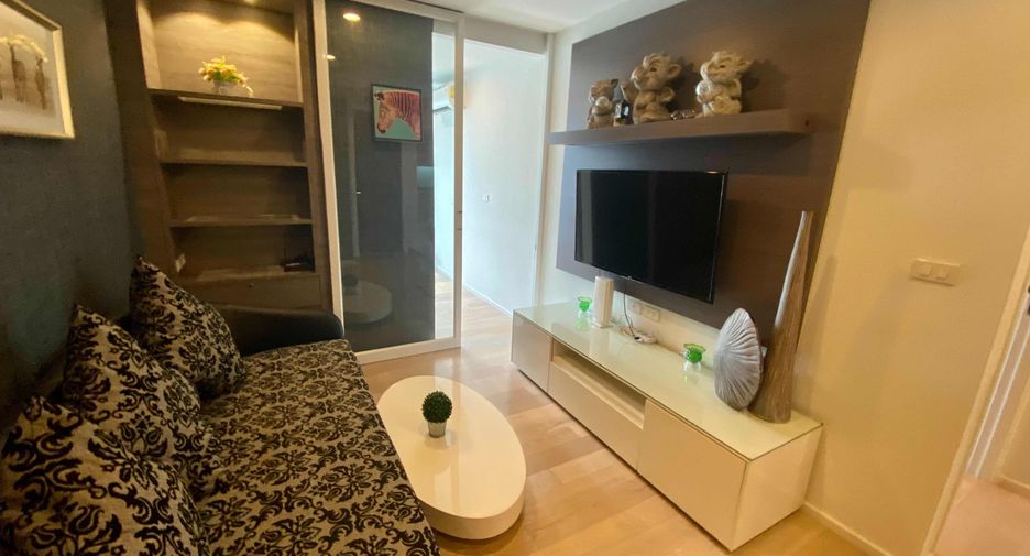 For rent そして for sale 2 ベッドルーム condo in Watthana, Bangkok
