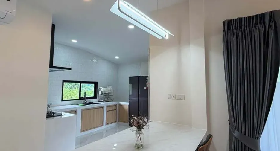 For rent そして for sale 3 ベッドルーム villa in Mueang Phuket, Phuket