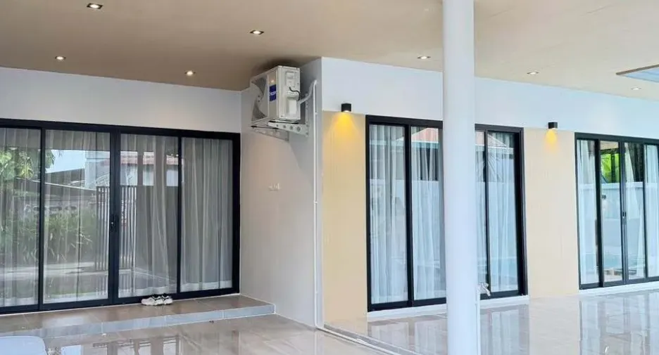 For rent そして for sale 3 ベッドルーム villa in Mueang Phuket, Phuket