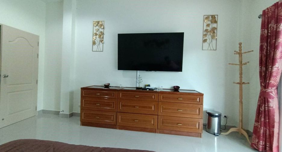 For sale and for rent 3 bedrooms villa in Thalang, Phuket