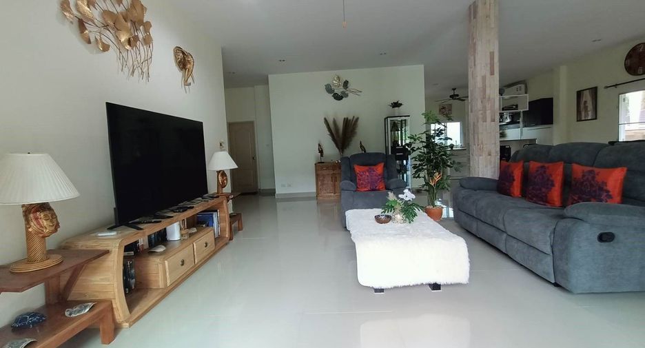 For sale and for rent 3 bedrooms villa in Thalang, Phuket