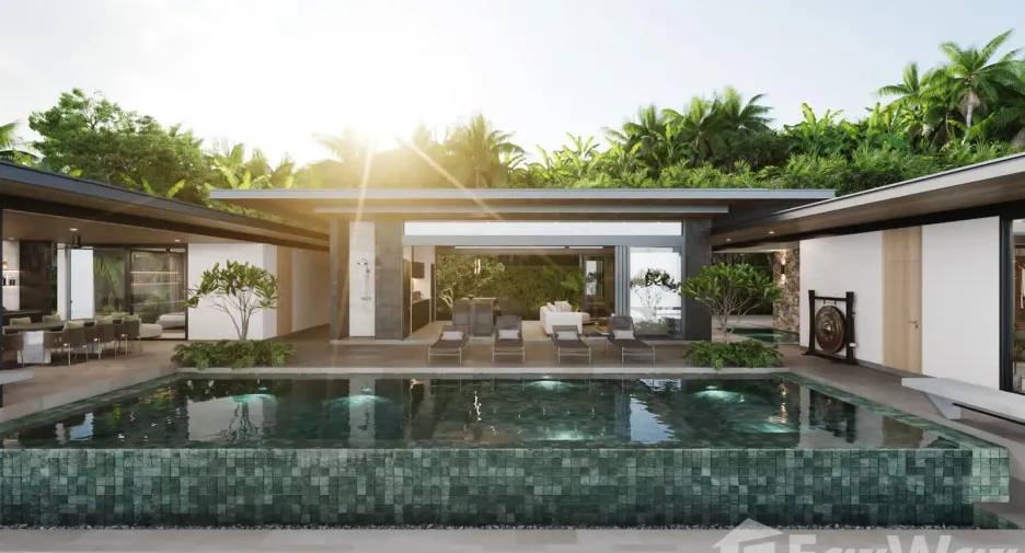 For sale 4 bedrooms villa in Ko Samui, Surat Thani