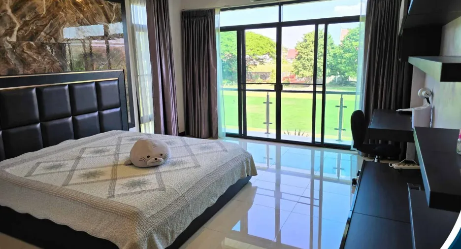 Haus zum Kauf mit 6 Zimmer in Mueang Phitsanulok, Phitsanulok