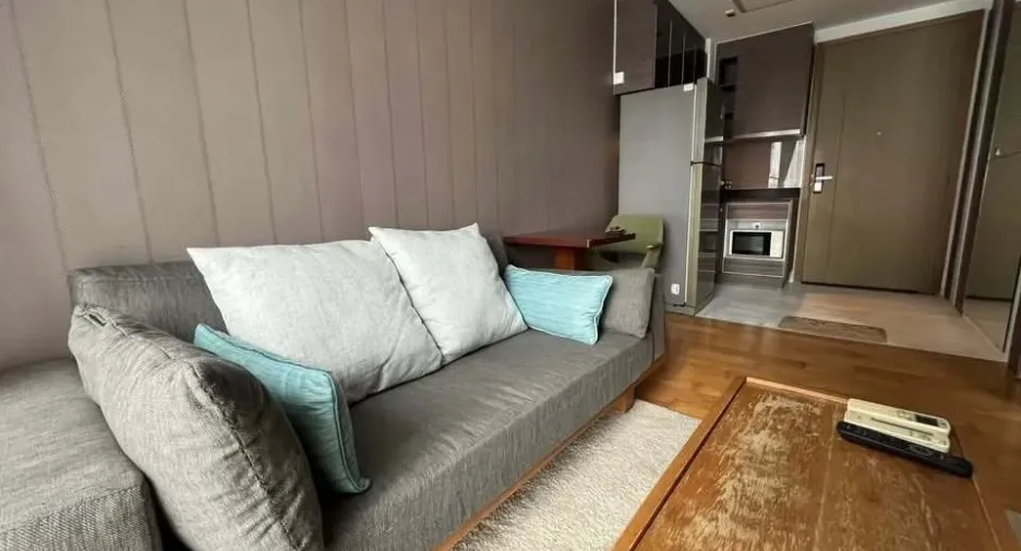 Condo en alquiler de 1 habitaciones en Khlong Toei, Bangkok