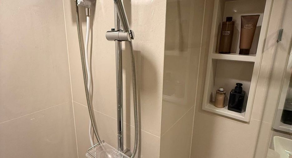 For rent studio condo in Thon Buri, Bangkok
