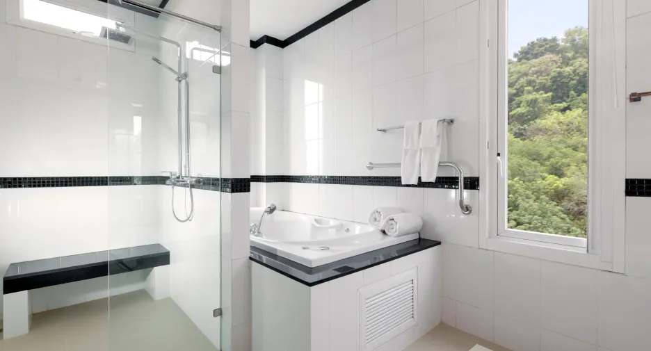 For sale 4 ベッドルーム condo in Kathu, Phuket