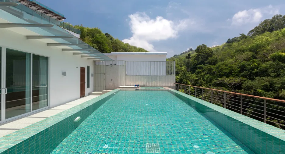 For sale 4 ベッドルーム condo in Kathu, Phuket