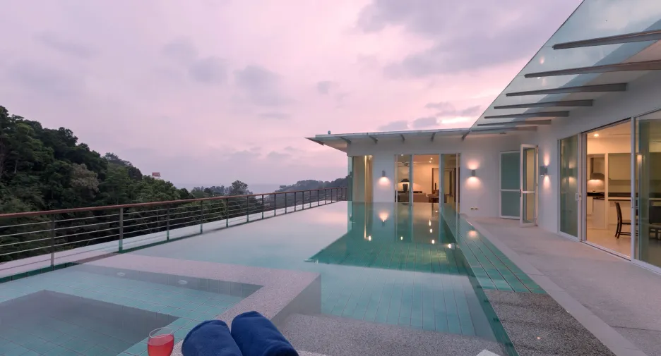 For sale 4 ベッドルーム condo in Kathu, Phuket