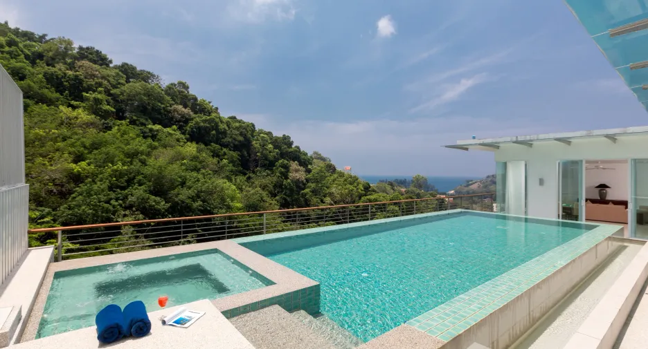 For sale 4 ベッドルーム condo in Kathu, Phuket