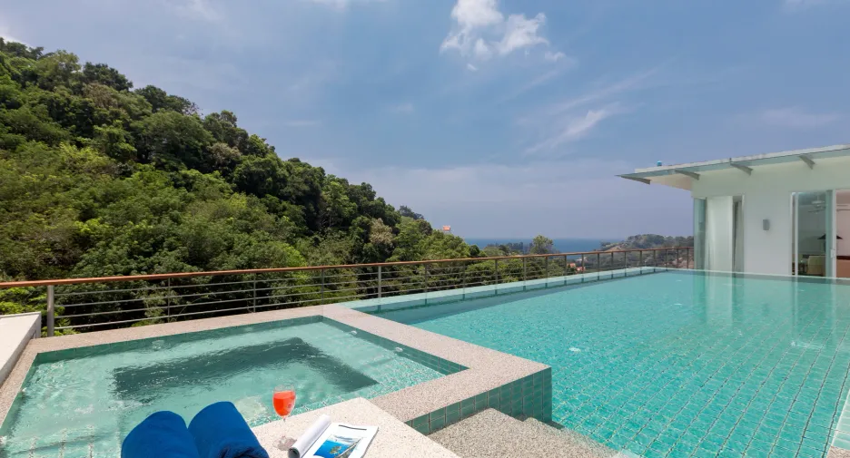 For sale 4 ベッドルーム condo in Kathu, Phuket