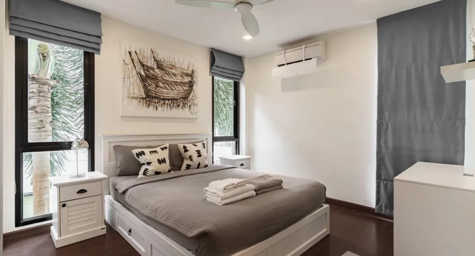 For rent 5 ベッドルーム townhouse in Thalang, Phuket