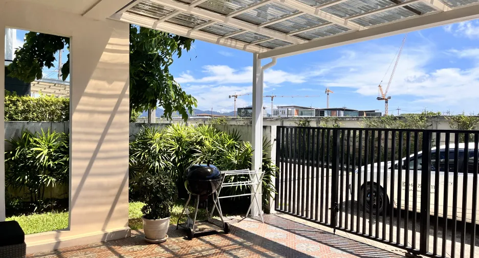 Casa adosada en alquiler de 3 habitaciones en Thalang, Phuket
