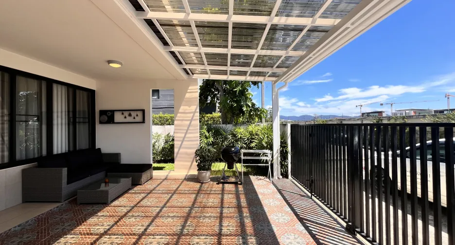 Casa adosada en alquiler de 3 habitaciones en Thalang, Phuket