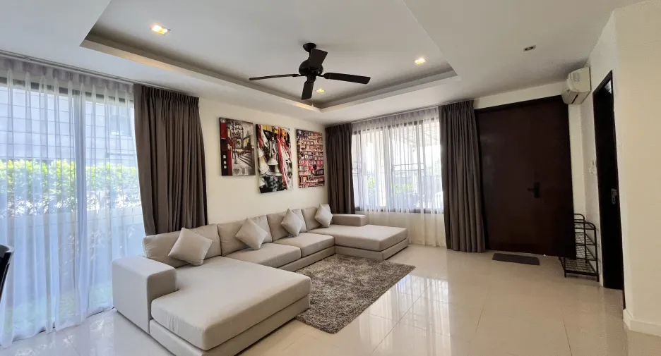 Casa adosada en alquiler de 3 habitaciones en Thalang, Phuket