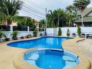 出租 6 卧室 独立屋 在 Bang Lamung, Chon Buri