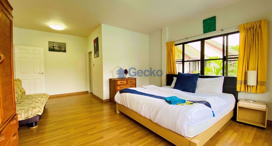 Casa en alquiler de 6 habitaciones en East Pattaya, Pattaya