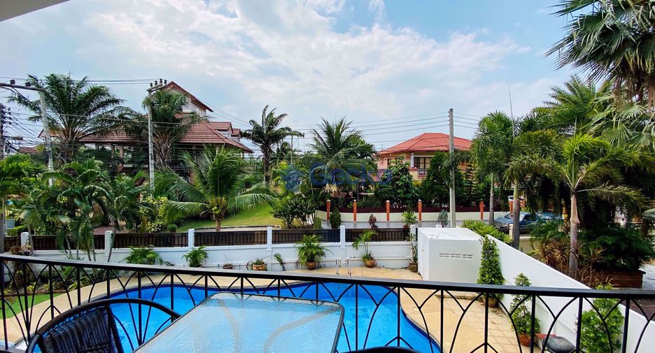 Casa en alquiler de 6 habitaciones en East Pattaya, Pattaya