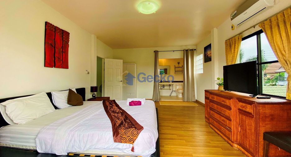 Casa en alquiler de 6 habitaciones en East Pattaya, Pattaya