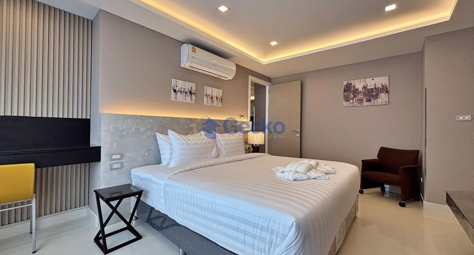 For rent 2 bedrooms condo in Pratumnak, Pattaya