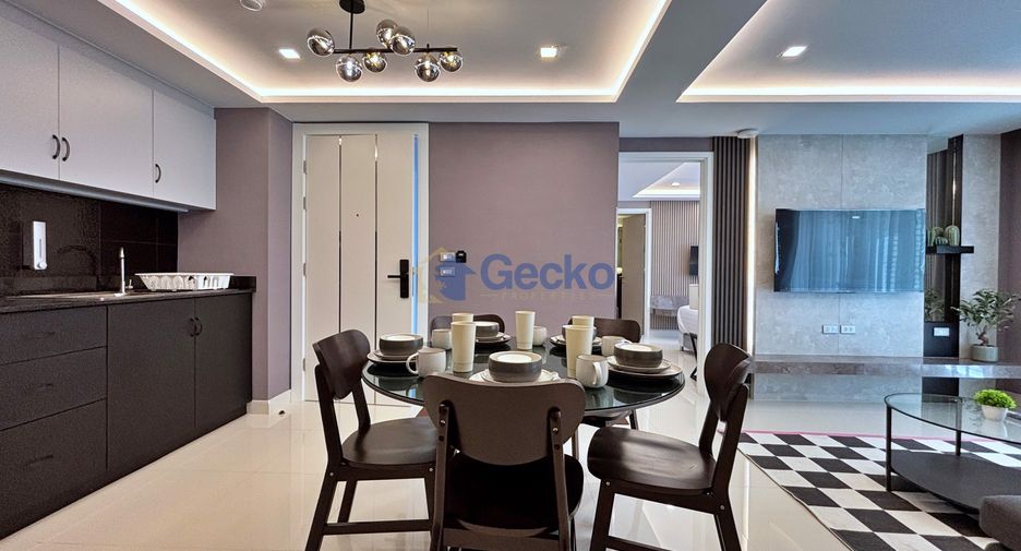 For rent 2 bedrooms condo in Pratumnak, Pattaya