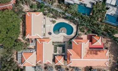 Villa zum Kauf mit 7 Zimmer in Mueang Phuket, Phuket